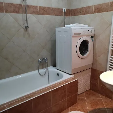 Kuhrner Apartman 11c Szeged